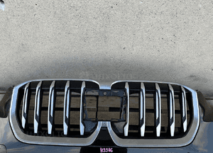 Zderzak przód przedni bmw X1 U11 x-line  nerki spoiler dół cały 5