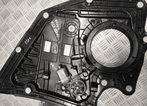 FORD KUGA MK3 PODNOŚNIK SZYBY PRAWA TYLNA 3