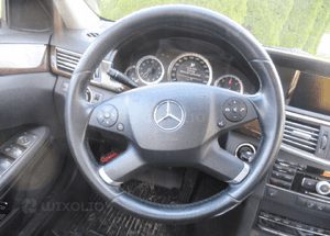 Deska konsola poduszki mercedes e-klasa W212 2009- 3