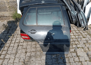 drzwi prawe tył golf 4