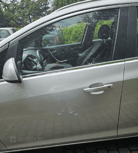 Opel Astra J IV drzwi przód przednie prawe    Z176 3