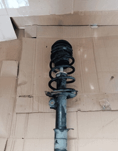 Amortyzator sprężyna lewy przód Opel Tigra B II 1