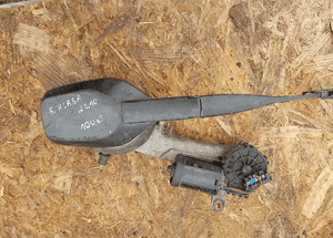 mechanizm wycieraczek przód e klasa w 210