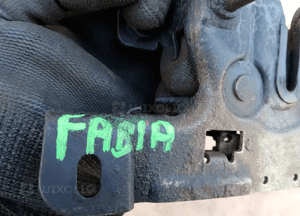 Zamek rygiel maski przód Skoda Fabia I 6Y0823509D 6