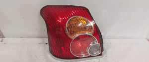 Tyl tylna lampa lewa toyota avensis T25 1