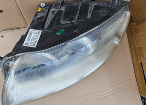 Audi A6 C6 lampa przód przednia Xenon  lewa 4
