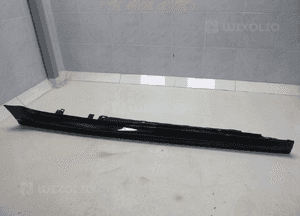 Bmw seria 2 F44 m pakiet listwa progowa próg prawa 2
