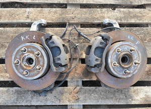 JEEP CHEROKEE LIBERTY KK 2.8CRD 07-12r. ZWROTNICA PIASTA TARCZA ZACISK BDB 1