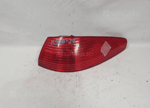 Lampa tylna prawa tył prawo peugeot 607 sedan 1