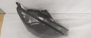 .  PRZOD PRZEDNIA LAMPA PRAWA FORD FOCUS MK1 CIEMNA 2