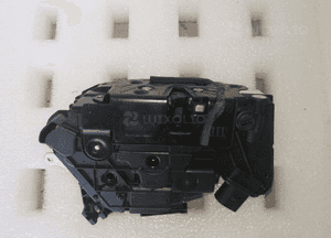 Vw up zamek drzwi lewy tył 1S4839015B 3