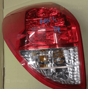 Toyota Rav4 III 06-09 lampa tyl tylna  lewa 1
