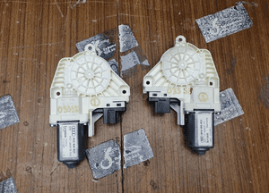 Silniczek Sterownik 8K0959801 8K0959802 8K0959811 8K0959812 Moduł Szyby Mechanizm Podnoszenia Przod Tyl Audi A4 B8 A5 Sedan Kombi 2