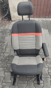 Fotel prawy przód przedni pasażera berlingo partner iv rifter combo e 1