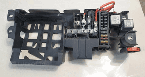 AUDI A8 D3 SKRZYNKA BEZPIECZNIKÓW 4E0971845 1