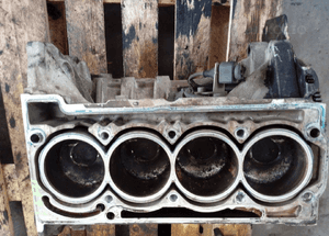 VW Touran Golf Seat 1.6 FSI dol silnika blok wal 1