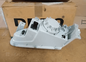 Lampa prawy przód przednia prawa Hyundai Lantra 97-08 3