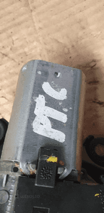 Silniczek wycieraczki tył tylnej Chrysler PT Cruiser 6