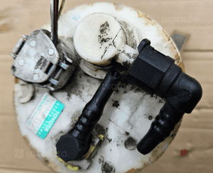 Toyota Corolla Verso 1.6 1.8 pompka paliwa pompa 77020-0F010 -13100 6