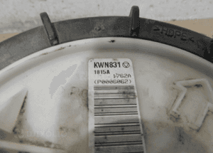 Pompa Pompka Paliwa Ford Fiesta V MK6 1.3 8V 70KM A9JA 4PIN KWN831-1815A 4