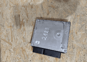 STEROWNIK SILNIKA KOMPUTER BMW E81 E87 2.0D N47 0281016068 8506281 6