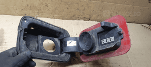 Klapka wlewu paliwa Renault Scenic II TEB76 8200139543 3