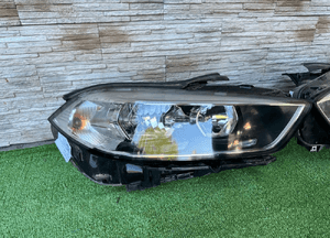 Lampy lampa bmw 1 F40 H7 7214916 7214915 3