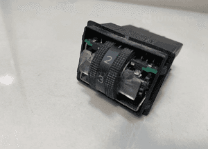 Audi przełacznik podgrzewania kanapy tylnej 8E0963563 4E0963563A 1