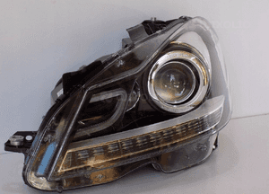 Mercedes W204 C Klasa Lampa ILS LIFT Lewa - 2804 2