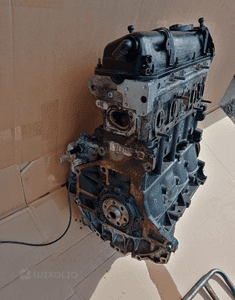 Silnik słupek VW Passat B5 FL AZM 2.0 8V 4