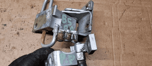 Zawias zawiasy drzwi prawy przód para VW Passat B5 FL 4B0831412B 7