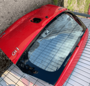 Hyundai  i10  szyba tylna klapy zamek mechanizm wycieraczki osłona odblask zderzaka 4