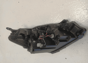 TOYOTA YARIS III 3 LIFT LAMPA LEWA PRZÓD PRZEDNIA 14- 7
