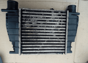 Renault Clio III 07 1.5 DCI intercooler 1
