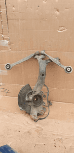 Zwrotnica piasta prawy przód VW Passat B5 8D0407258AE 5