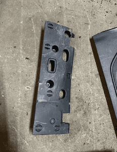 Mercedes 447 VITO V klasa słupek b D  plastik próg plastikowy 5