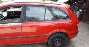 Mazda 323f bj 98-03 Klapa tylna tył z szyba kol SU 4