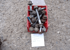 ŚRUBY TYLNEJ BELKI ZAWIESZENIA FIAT CROMA II VECTRA C SIGNUM