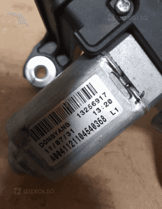 SILNICZEK WYCIERACZKI TYLNEJ OPEL ASTRA J nr 13256917 3