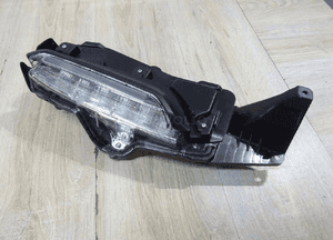 Halogen LED prawy przód TOYOTA YARIS CROSS przedni 0D-317 1