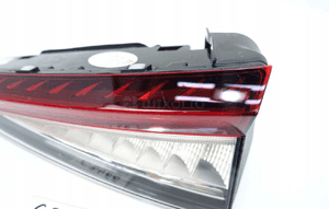 Lampa prawy tył prawa tylna skoda enyaq 5LG 4