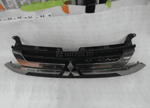 Mitsubishi outlander 3 iii lift 2018- grill oryginał 7450B299 7450B304 cały 4