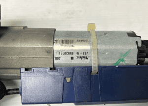 Audi A4 B8 siłownik klapy bagażnika prawy 8K9827852A 7
