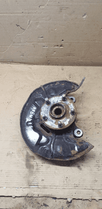 Zwrotnica prawy przód przedni Toyota Avensis T25 1