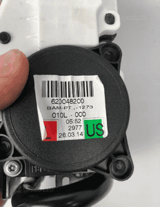 Pas bezpieczeństwa lewy przód mercedes e W212 fl A2128609385 2