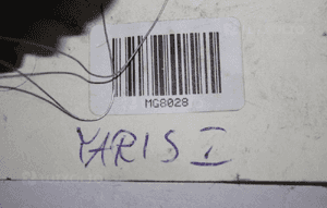 Przełącznik zespolony wycieraczek pod kierownicę TOYOTA YARIS I 1999-2006 2