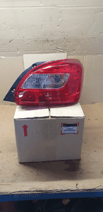 Lampa prawy tył tylna prawa Oryginał Nowa Mitsubishi Space Star II Lift LED 8330B020 1