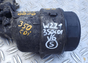 PODSTAWA FILTRA OLEJU MERCEDES 3.0 CDI A6421800010 RADOM 2