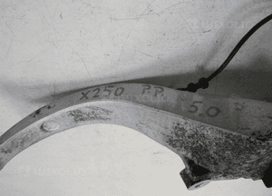 JAGUAR XF X250 5.0 ZAWIESZENIE ZWROTNICA WAHACZ 8