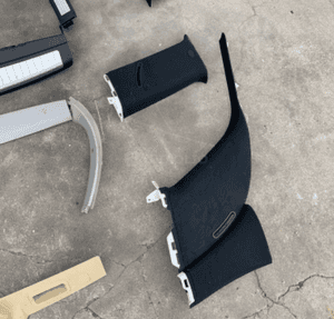 MERCEDES GL 164 listwa dekor plastik słupek czarny amg próg bagażnika uszczelka 13